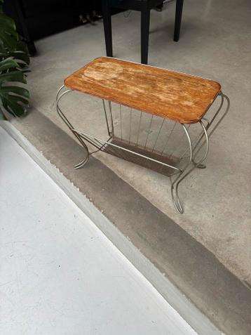 Vintage Bijzettafeltje/lectuurbak