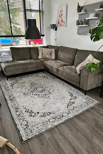 Gratis bank af te halen na zaterdag. Lees beschrijving!!