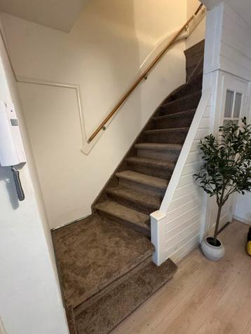 Mooie trapbekleding MEGA KORTİNG