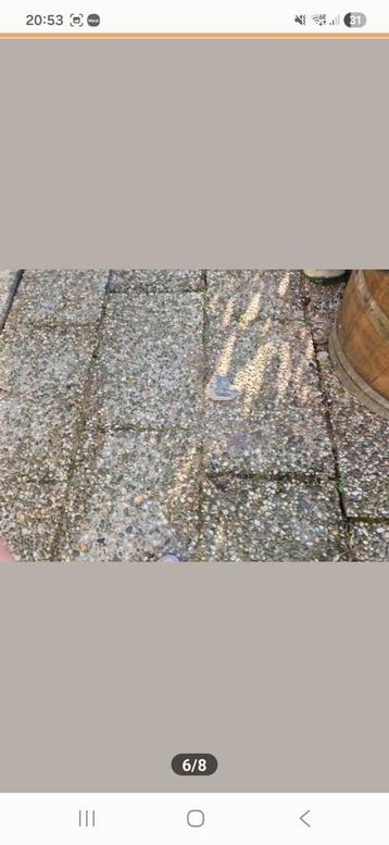 Gratis grindtegels. Circa 50 m2.