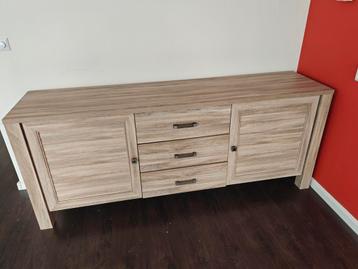 Gratis dressoir - 2.06m lang