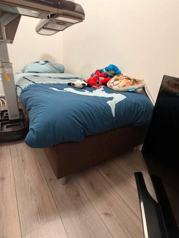 Boxspring 1 persoons gratis af te halen