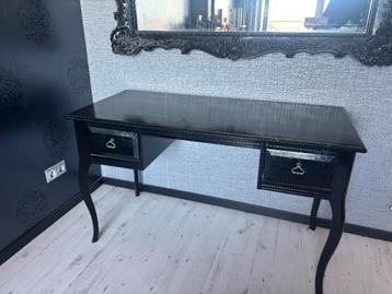 Toilettafel / kaptafel / make-up tafel / bureau. Opknapper.