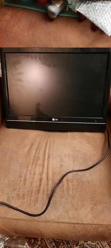 LG tv televisie klein model gratis