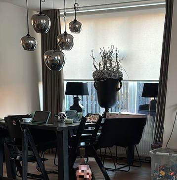 Mooie zwarte eettafel 200x100