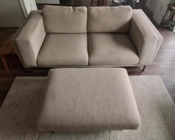 Gratis bank en poef, zaterdag ochtend ophalen