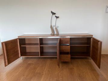 Gratis op te halen. Compleet interieur.