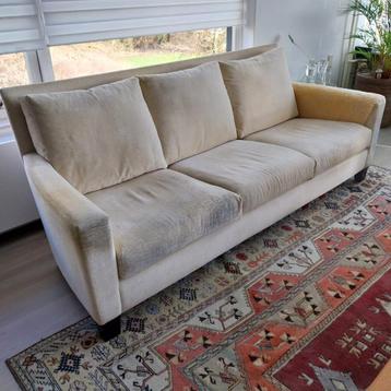 Gratis op te halen: bank 2.35 meter