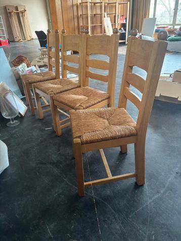 4 stoelen gratis ophalen