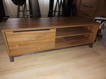 Tv kast leenbakker Matthias