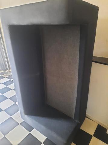 I.v.m overlijden. 2 zitbanken