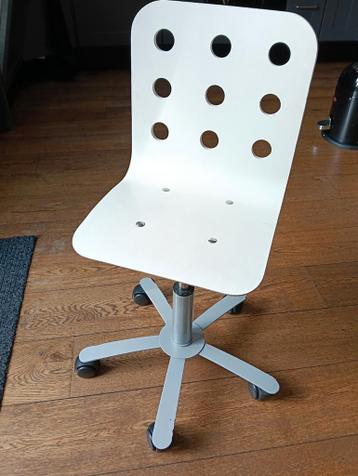 Gratis- IKEA kinder bureaustoel wit