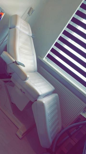 Elektrische behandelstoel gratis af te halen zsm