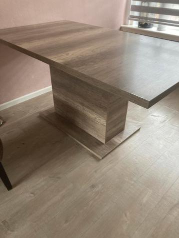 Gratis Uitschuifbare Tafel - Beschadigd Blad