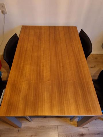 Leolux uitschuifbare eettafel - massief hout & metaal