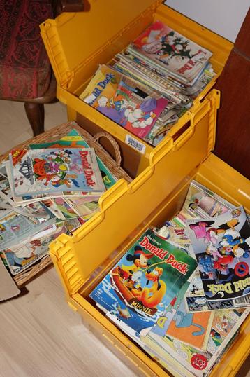 donald duck 2 kratten vol heel veel jaren  , (bijna) gratis