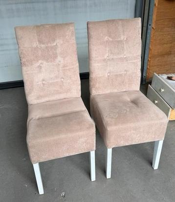 Gratis op te halen Eettafel Set met poef