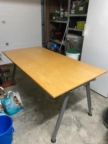 GRATIS verstelbaar bureau