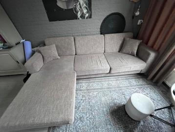 Gratis Hoekbank + Stoel - Wegens nieuwe bank!