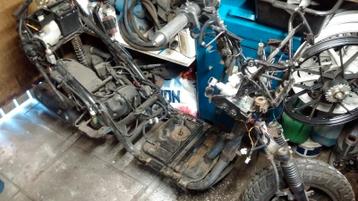 GEZOCHT 2takt project scooter,s