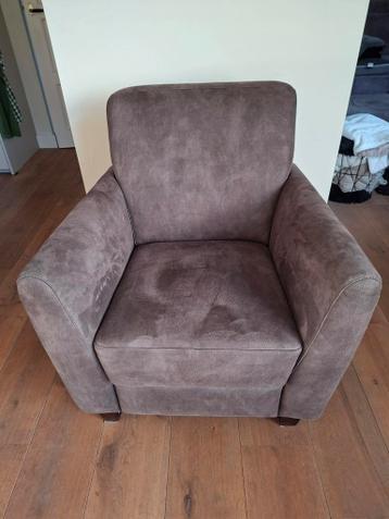 Twee mooie fauteuils voor Hertog Jan bier