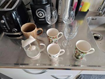 Glazen & Mokken (Gratis op te halen!)