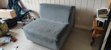 Grijs mini bank, zelfgemaakt