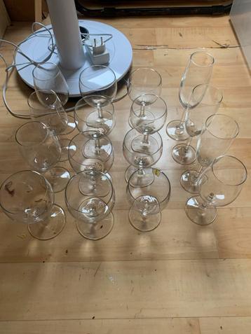 Diverse glazen - gratis af te halen in Amsterdam Oud West