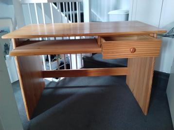 Massief grenen bureau