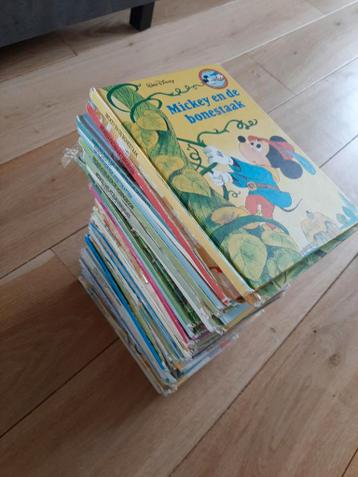 Ca 40 Disney boeken