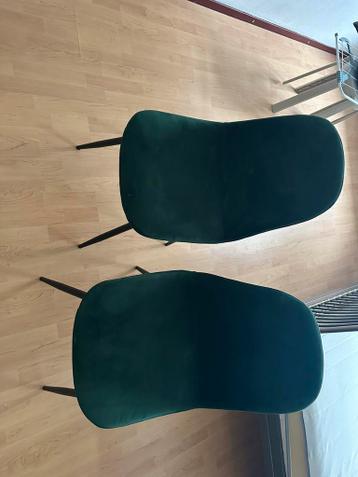 Groene stoelen - gratis af te halen