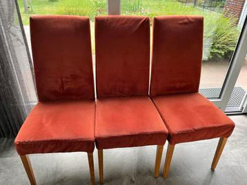 8 Stoelen met eiken poten en afneembare hoes