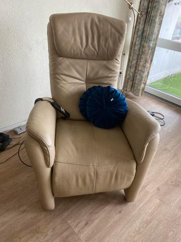 Gratis Comfortabele lederen relaxfauteuil