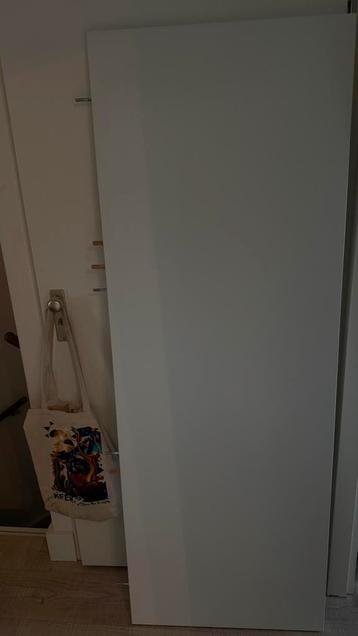 Gratis: Malm bed exclusief stalen fram en lattenbodem