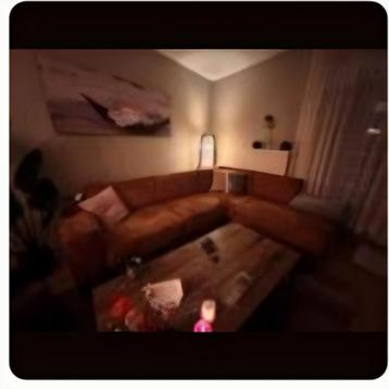 Kastanje kleur microleder bank - gratis af te halen