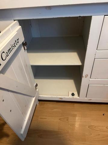 Mooie kast / kledingkast