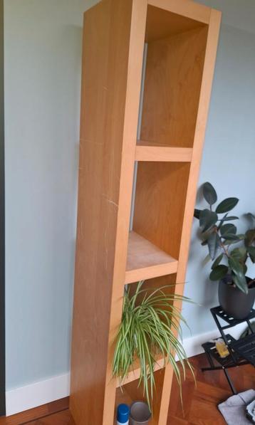 Lack kast ikea..opknapper. gratis op te halen