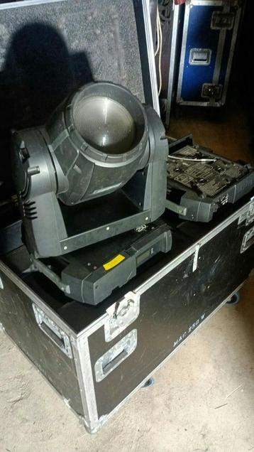 Martin Mac 250 Wash moving heads