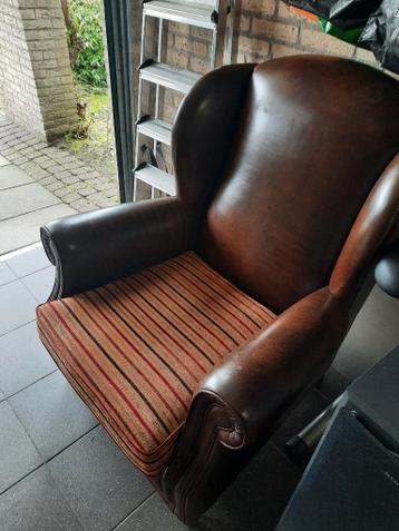 Klassieke lederen oorfauteuil GRATIS