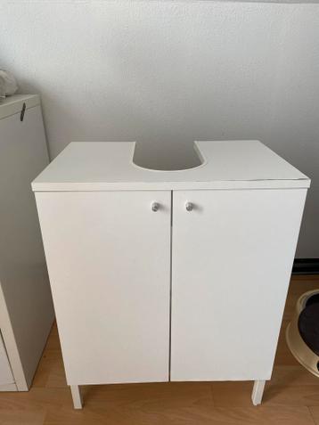 Badkamer kastje. GRATIS ophalen