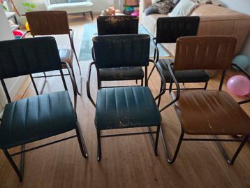 6 leren stoelen - gratis af te halen