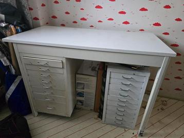 Bureau met lade kastjes - losse plaat