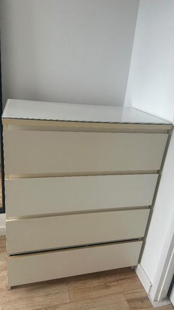MALM ladekast IKEA wit