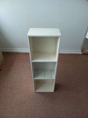 Gratis Boekenkastje - Snel Ophalen in Hattem!