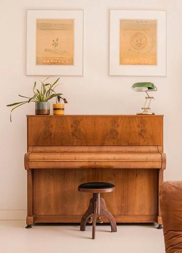 Vintage Deense piano