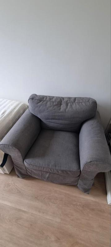 GRATIS 2 comfortabele fauteuils, antraciet, van stof