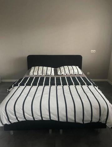 Tweepersoonsbed (GRATIS OPHALEN)