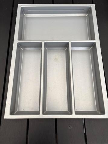 Bestekbak / Lade-indeler