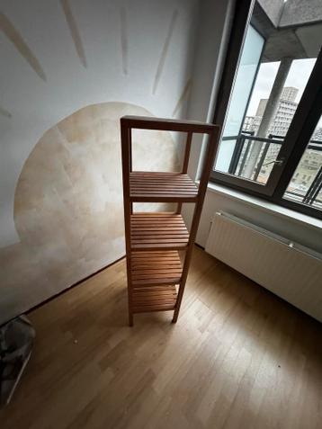 Gratis houten rekje - 37x37 cm - Ophalen in Den Haag