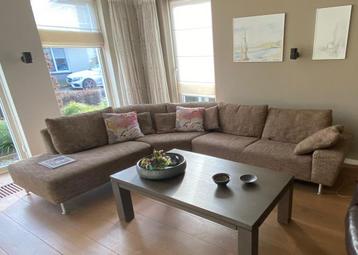 Beige/bruin kleurige hoekbank